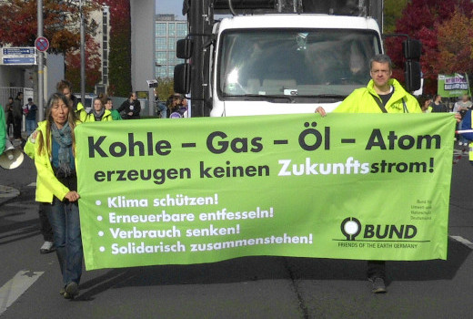 Demo in Berlin, 22.10.22 - Foto: Klaus Schramm - Creative-Commons-Lizenz Namensnennung Nicht-Kommerziell 3.0