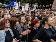 Demo gegen Abtreibungs-Verbot, Warschau, 1.10.2016 - Foto: Michalina Smudszinki - Creative-Commons-Lizenz Nicht-Kommerziell 3.0
