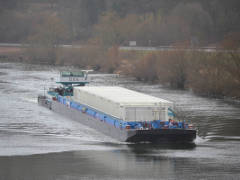 Schubschiff Edda und Schubleichter Lastdrager 40 auf dem Neckar, 21.02.2017 - Foto: Bündnis CASTORfrei - Creative-Commons-Lizenz Namensnennung Nicht-Kommerziell 3.0