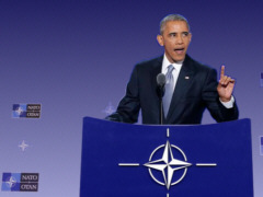 Obama und die NATO - Collage: Samy - Creative-Commons-Lizenz Namensnennung Nicht-Kommerziell 3.0