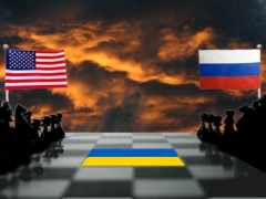Schachbrett USA-Ukraine-Rußland - Grafik: Samy - Creative-Commons-Lizenz Namensnennung Nicht-Kommerziell 3.0